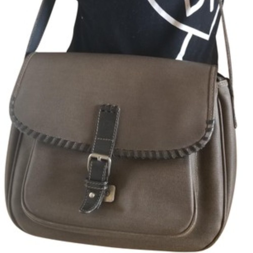 Fendi Rare Vintage Stitched cross body bag - Picture 2 of 14